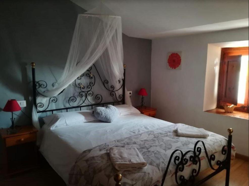Rectoria De Montclar- Habitatge D'us Turistic -apartament